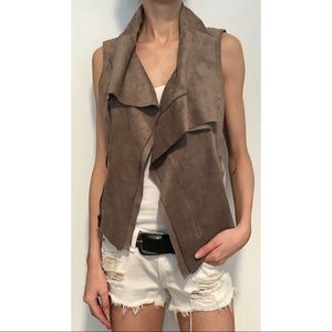 BCBG suede vest with zipper